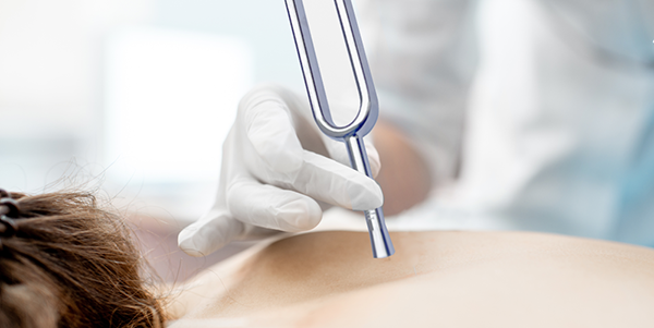 Stimmgabel aufsetzen